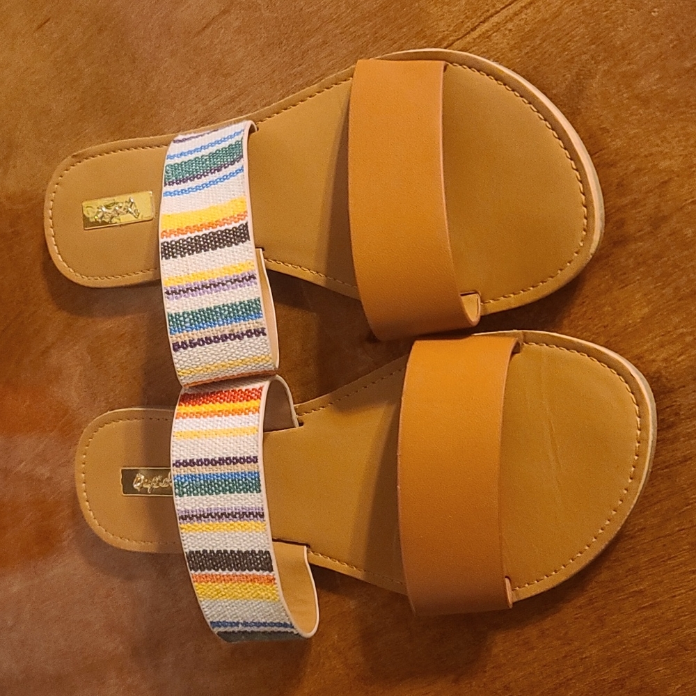 Qupid Sandals